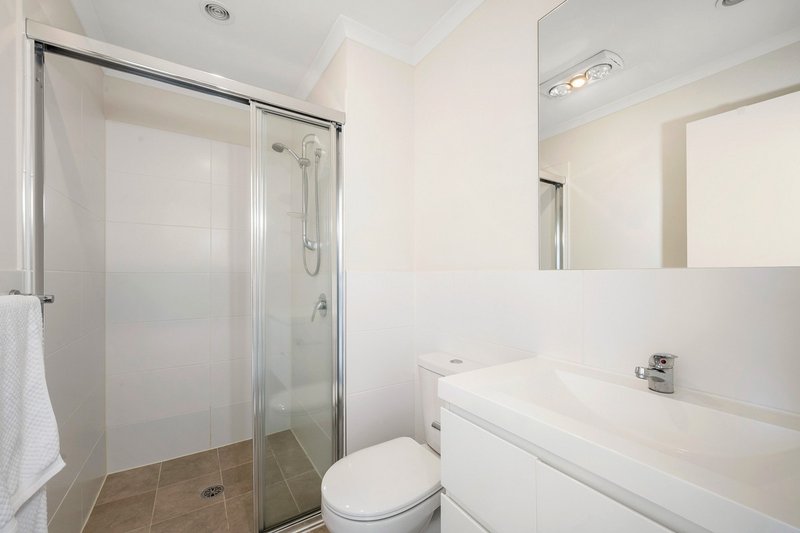 Photo - 14/33 Arthur Blakeley Way, Coombs ACT 2611 - Image 15