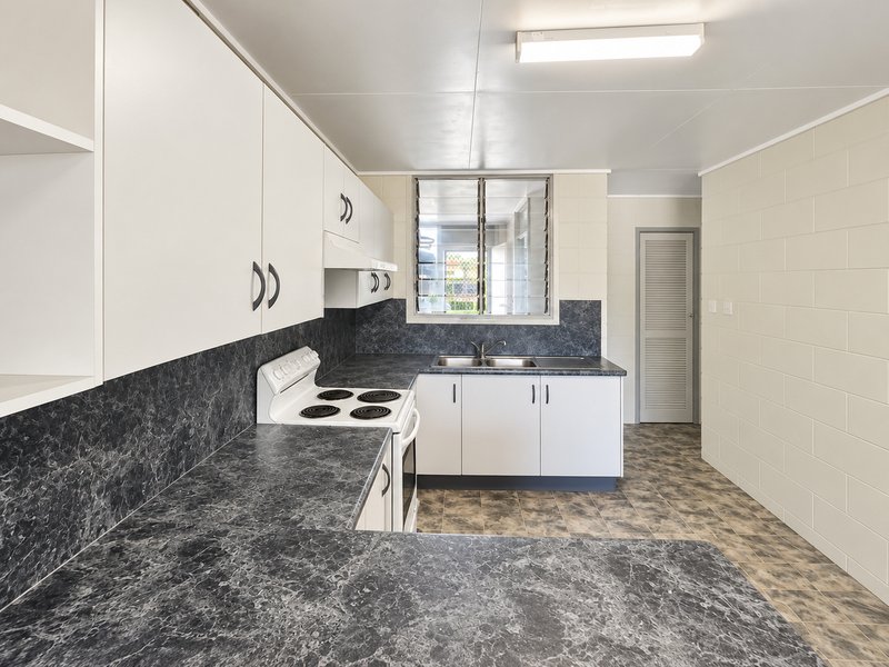 Photo - 1/433 Ross River Road, Cranbrook QLD 4814 - Image 3