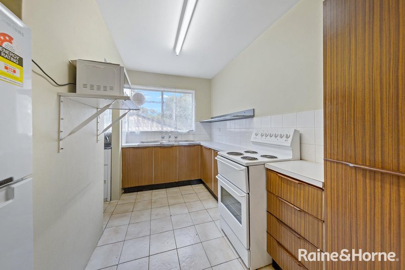 Photo - 14/34 Saywell Road, Macquarie Fields NSW 2564 - Image 5