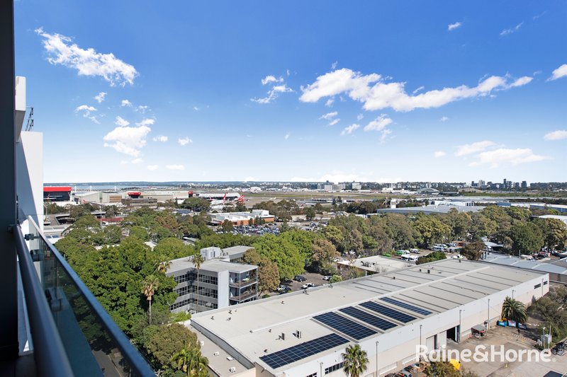 Photo - 1437/31 Kent Road, Mascot NSW 2020 - Image 1
