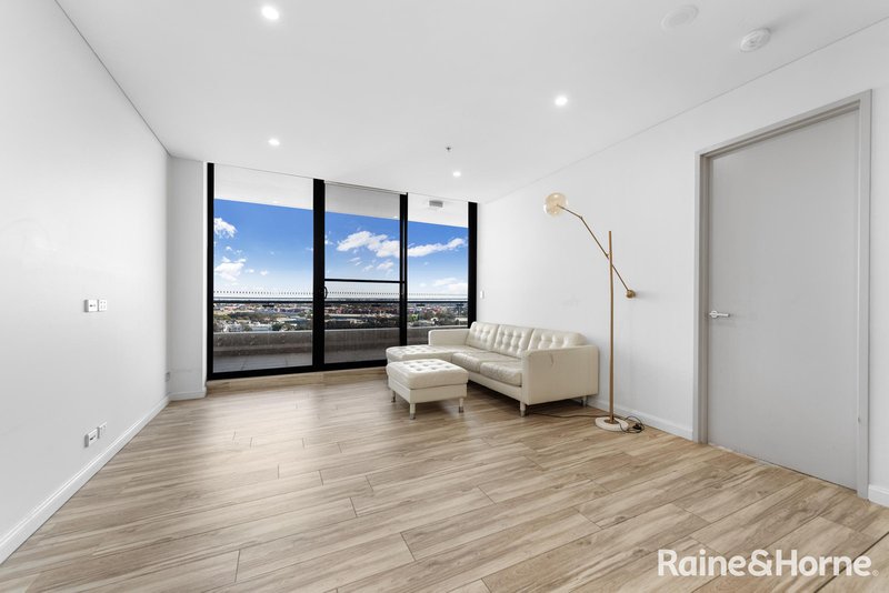 Photo - 1437/31 Kent Road, Mascot NSW 2020 - Image 2