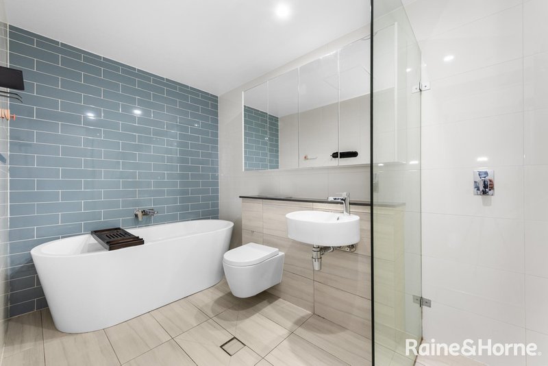 Photo - 1437/31 Kent Road, Mascot NSW 2020 - Image 6