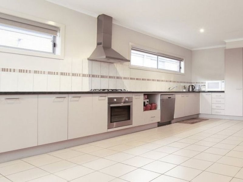 Photo - 14/39 Astley Crescent, Point Cook VIC 3030 - Image 3