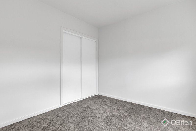 Photo - 14/39 Boxer Drive, Wyndham Vale VIC 3024 - Image 5