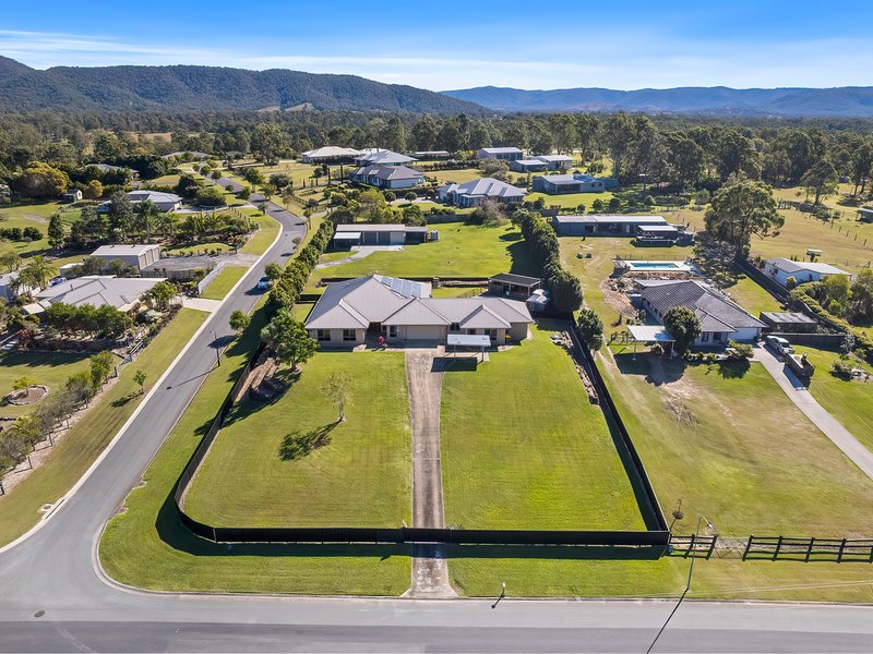 Photo - 144-146 Montanus Drive, Woodford QLD 4514 - Image 2