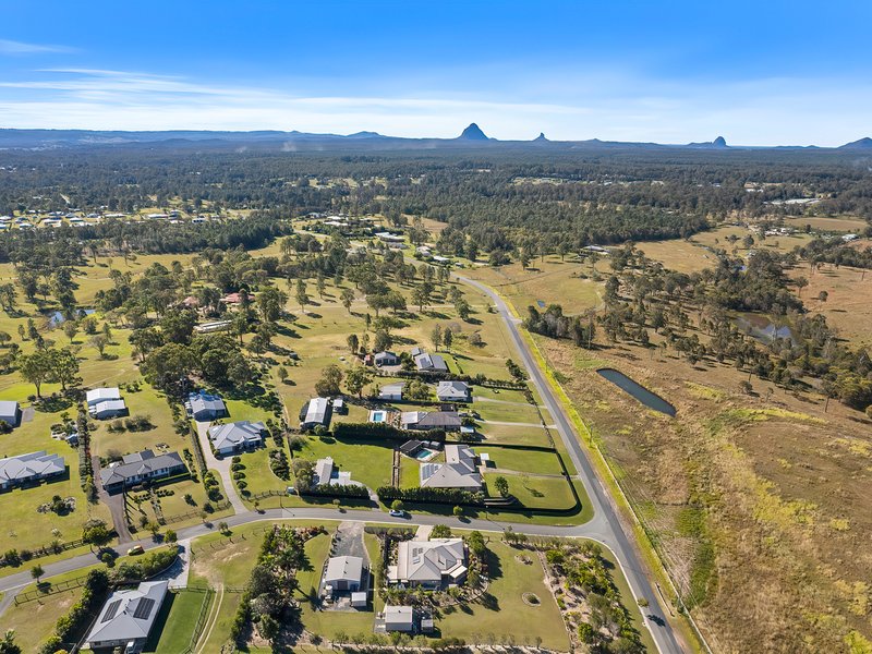 Photo - 144-146 Montanus Drive, Woodford QLD 4514 - Image 4