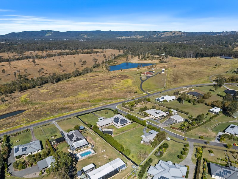 Photo - 144-146 Montanus Drive, Woodford QLD 4514 - Image 5