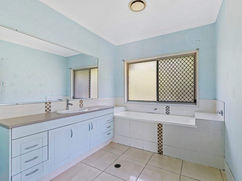 Photo - 144-146 Montanus Drive, Woodford QLD 4514 - Image 12