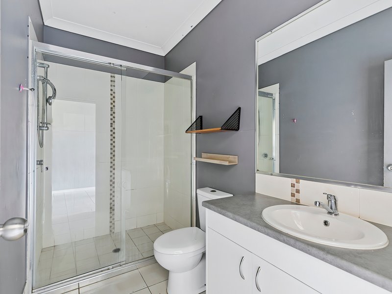 Photo - 144-146 Montanus Drive, Woodford QLD 4514 - Image 16