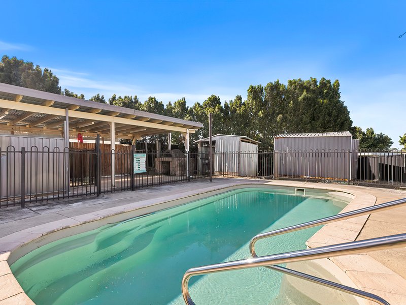 Photo - 144-146 Montanus Drive, Woodford QLD 4514 - Image 19
