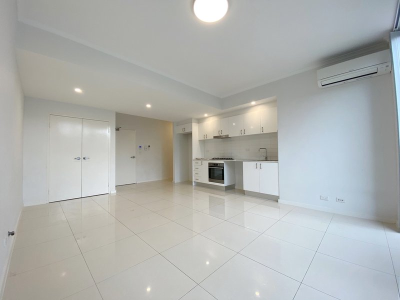 Photo - 1/44-46 Lydbrook Street, Westmead NSW 2145 - Image 1