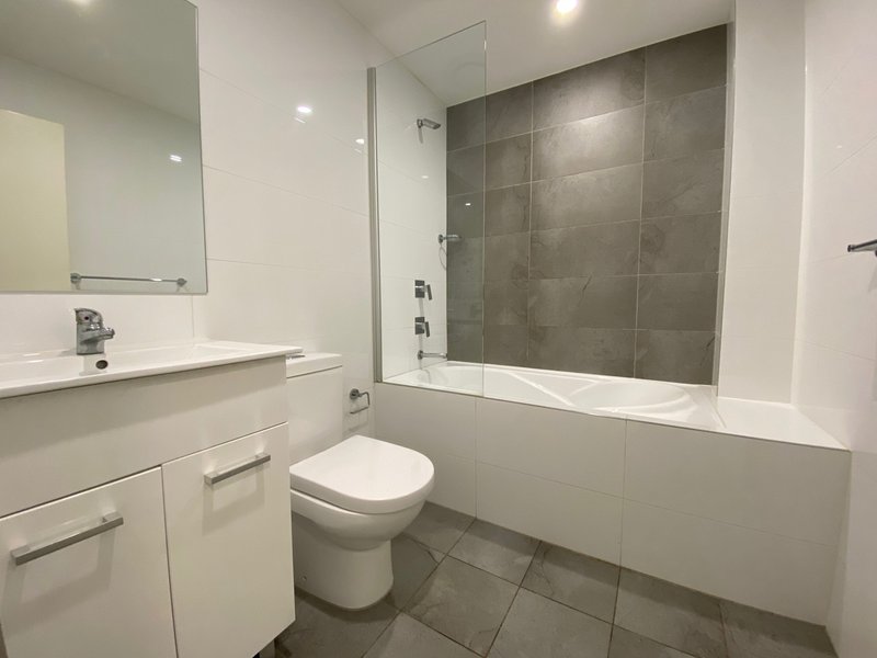 Photo - 1/44-46 Lydbrook Street, Westmead NSW 2145 - Image 2
