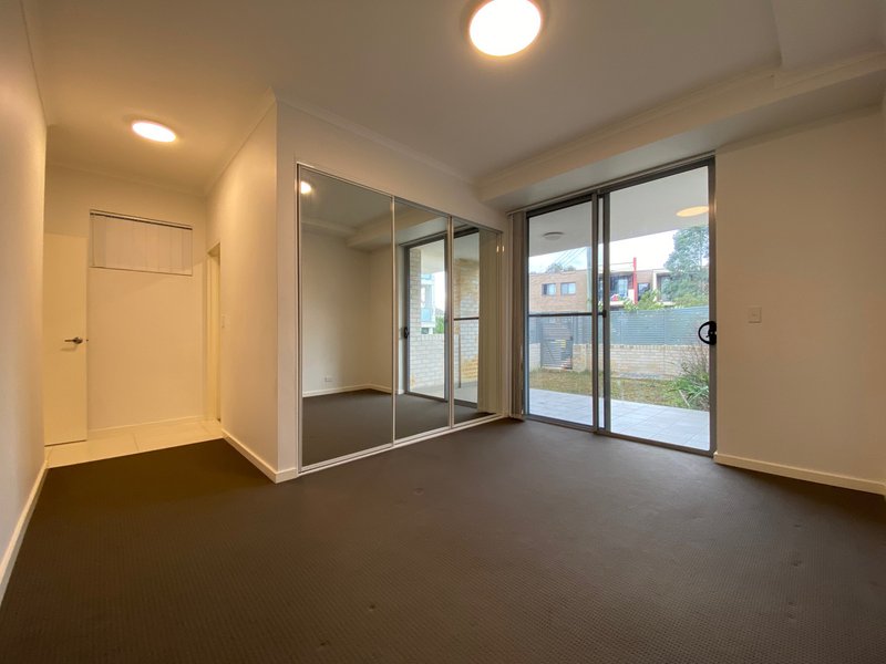 Photo - 1/44-46 Lydbrook Street, Westmead NSW 2145 - Image 5