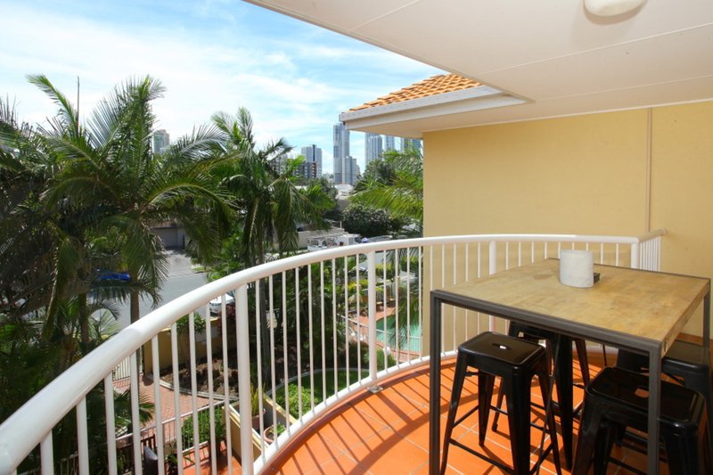 Photo - 14/4-6 Purli Street, Chevron Island QLD 4217 - Image 6