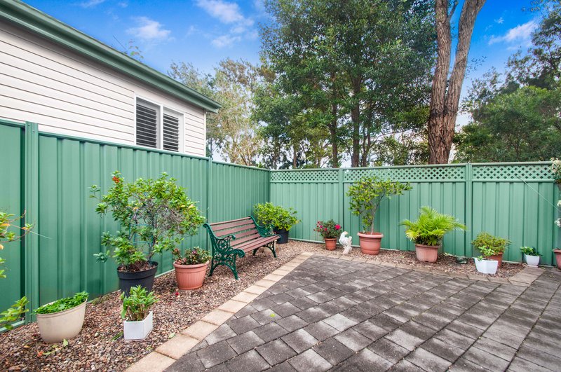 Photo - 144 Acacia Close, Kanahooka NSW 2530 - Image 6