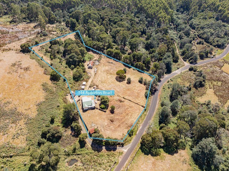 144 Applebys Road, Upper Natone TAS 7321