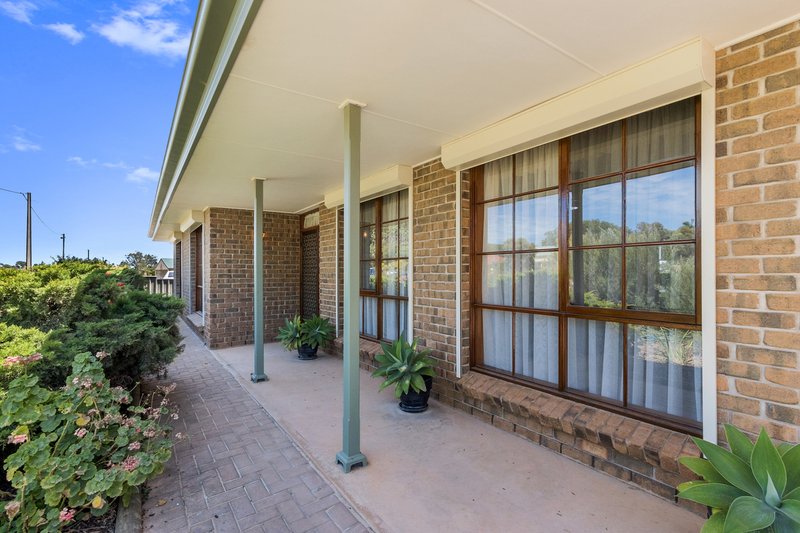 Photo - 144 Bay Road, Moonta Bay SA 5558 - Image 3