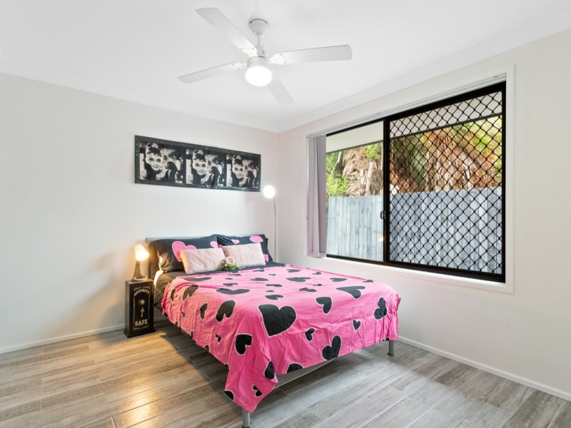 Photo - 144 Benowa Road, Southport QLD 4215 - Image 8