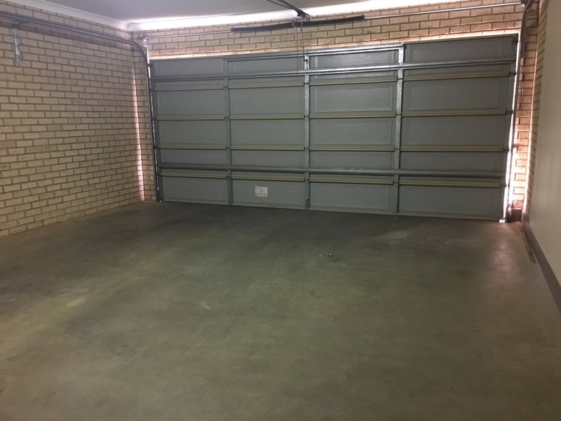 Photo - 1/44 Brolgan Road, Parkes NSW 2870 - Image 10