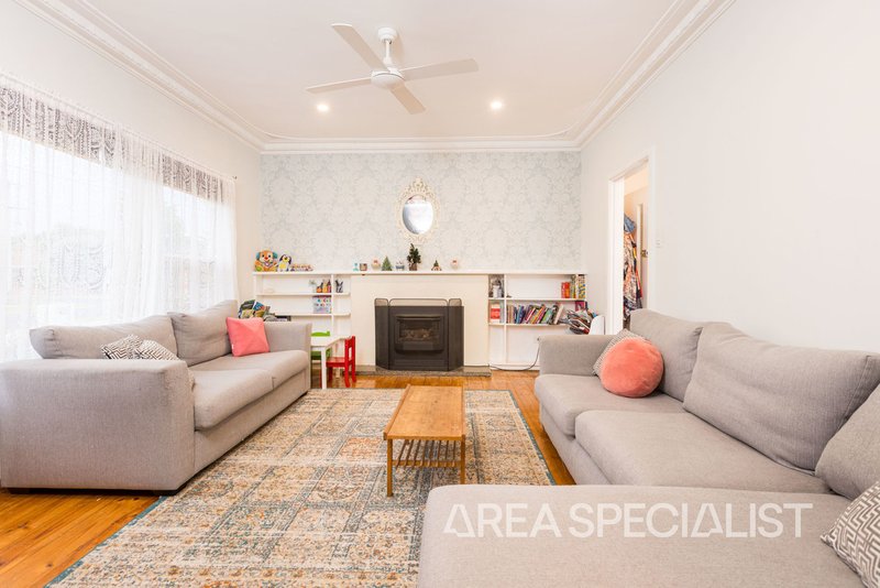 Photo - 144 Burrows Street, Mildura VIC 3500 - Image 4