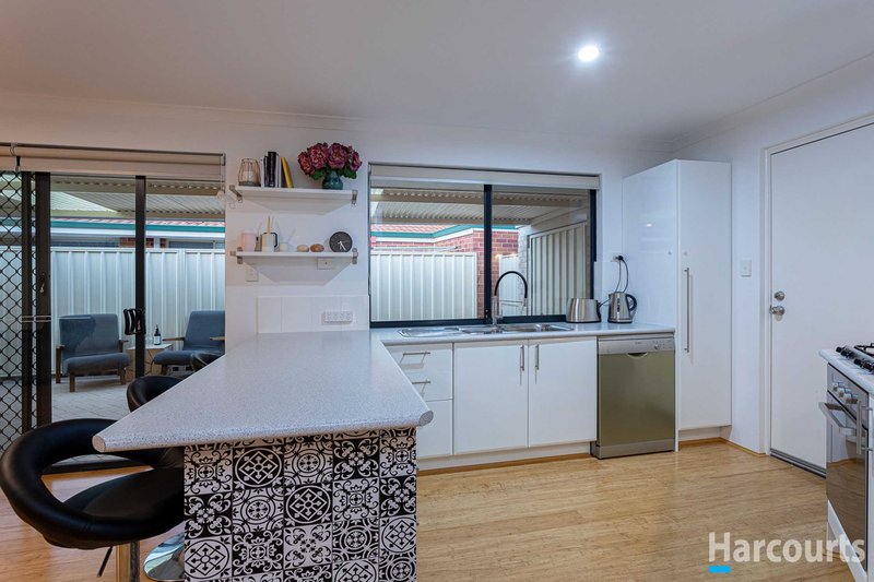 Photo - 144 Caledonia Avenue, Currambine WA 6028 - Image 8