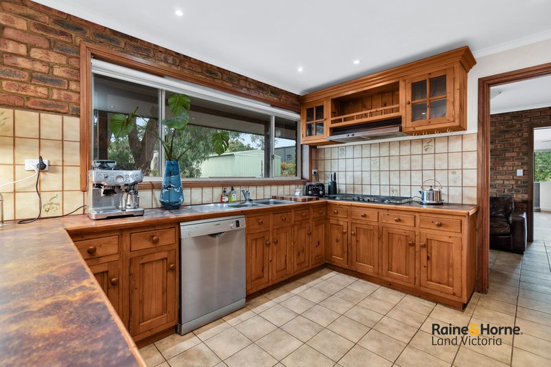 Photo - 144 Centre Road, Langwarrin VIC 3910 - Image 11