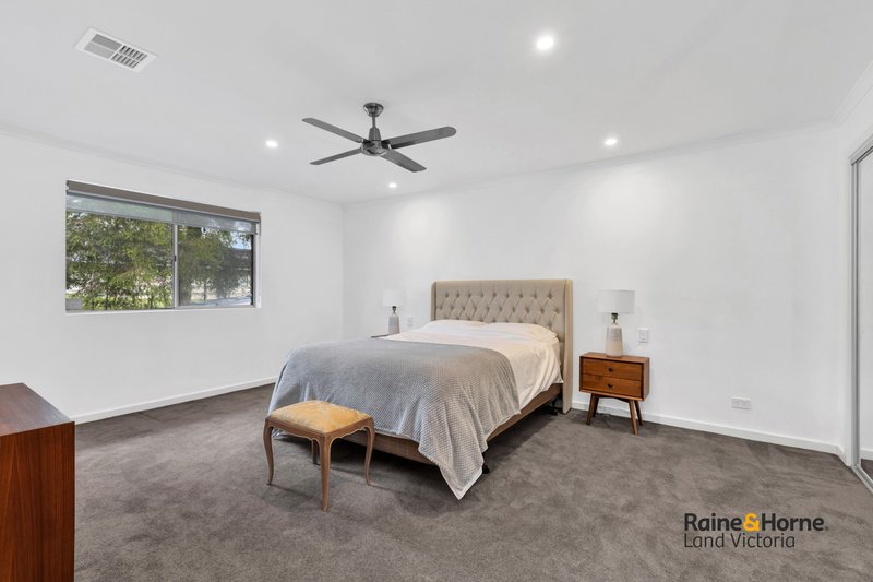Photo - 144 Centre Road, Langwarrin VIC 3910 - Image 14