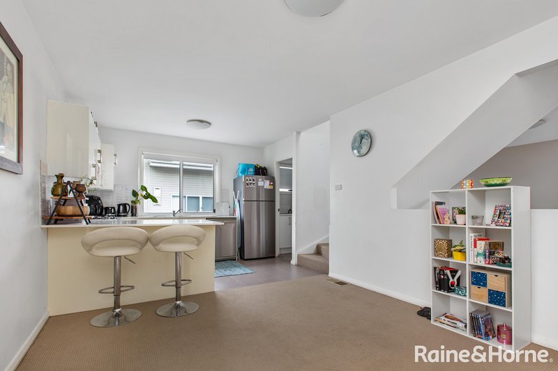 Photo - 14/4 Crawford Lane, Mount Hutton NSW 2290 - Image 4