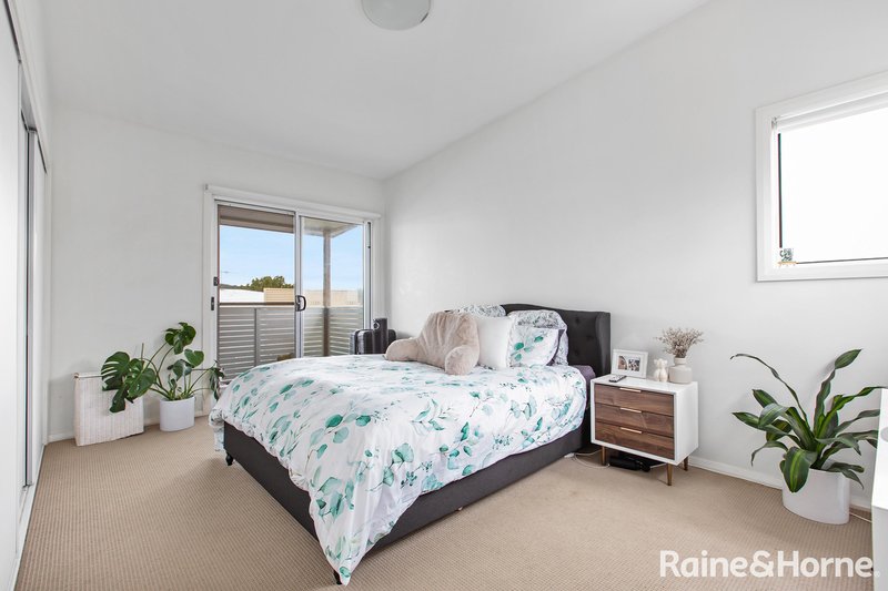 Photo - 14/4 Crawford Lane, Mount Hutton NSW 2290 - Image 9