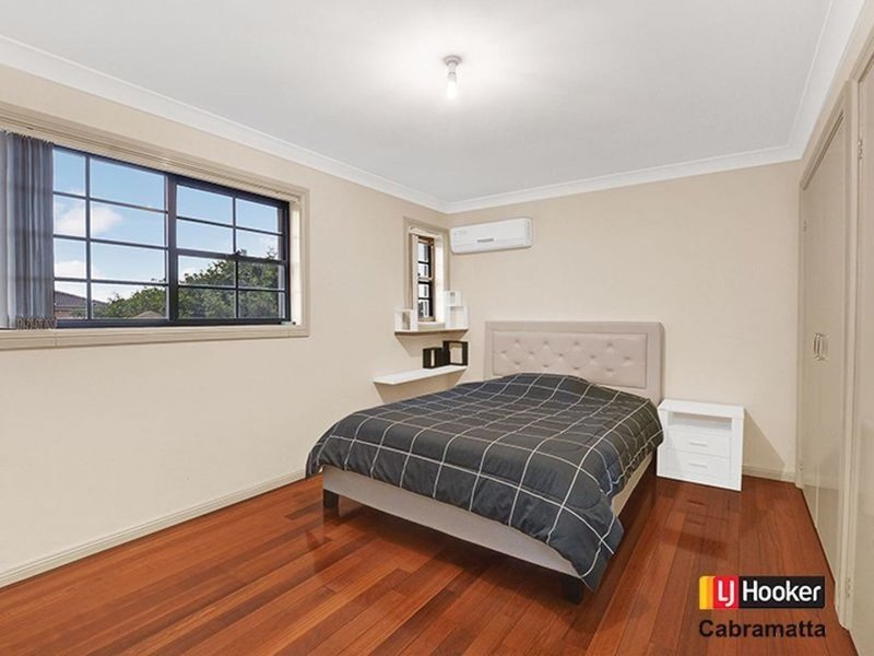 Photo - 1/44 Ferngrove Road, Canley Heights NSW 2166 - Image 7