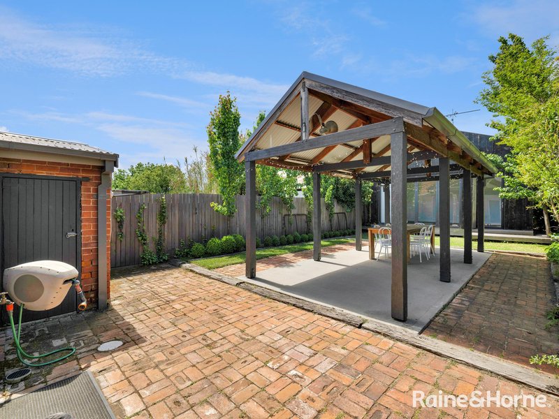 Photo - 144 George Street, Bathurst NSW 2795 - Image 17