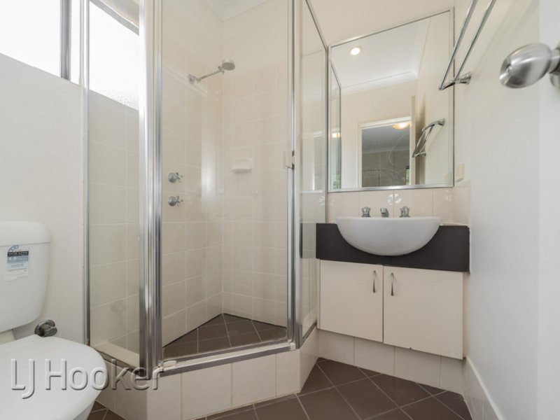 Photo - 1/44 Grey Street, Cannington WA 6107 - Image 7