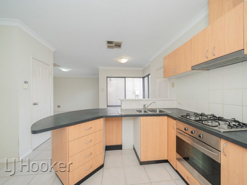 Photo - 1/44 Grey Street, Cannington WA 6107 - Image 9