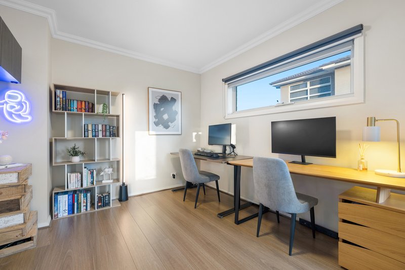 Photo - 1/44 Kathryn Road, Knoxfield VIC 3180 - Image 4