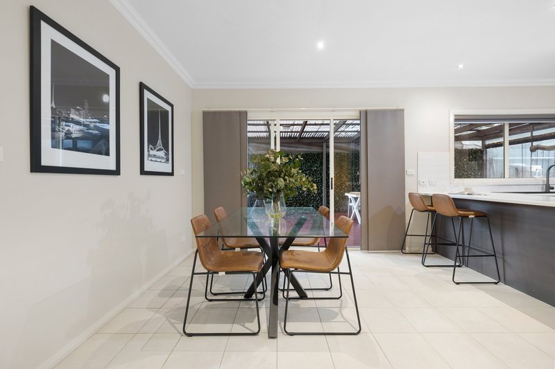 Photo - 1/44 Kathryn Road, Knoxfield VIC 3180 - Image 5