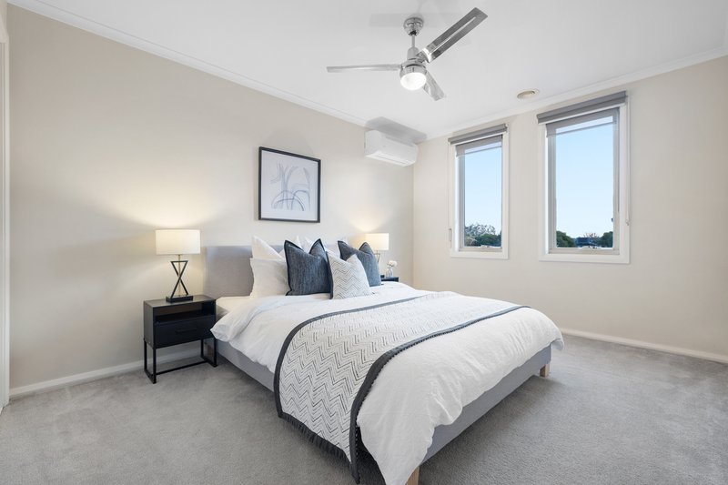 Photo - 1/44 Kathryn Road, Knoxfield VIC 3180 - Image 9