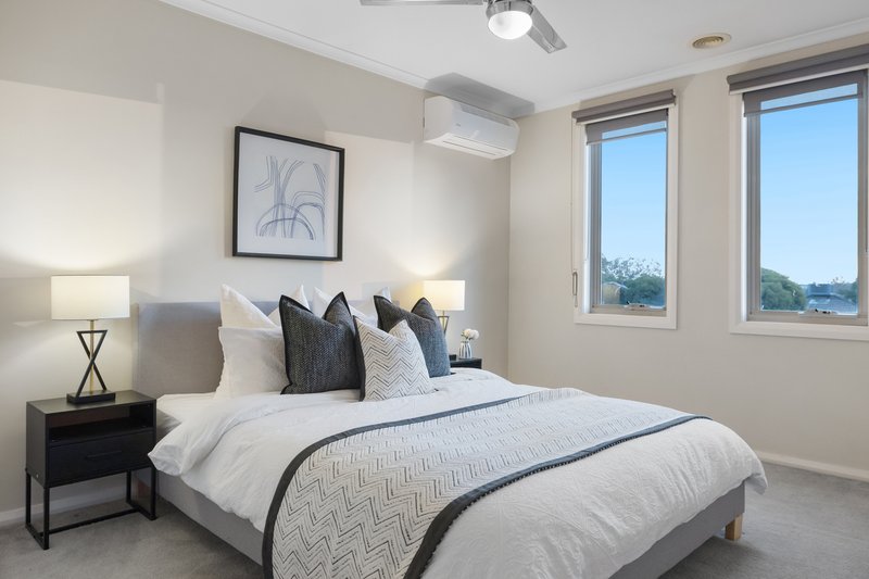 Photo - 1/44 Kathryn Road, Knoxfield VIC 3180 - Image 13
