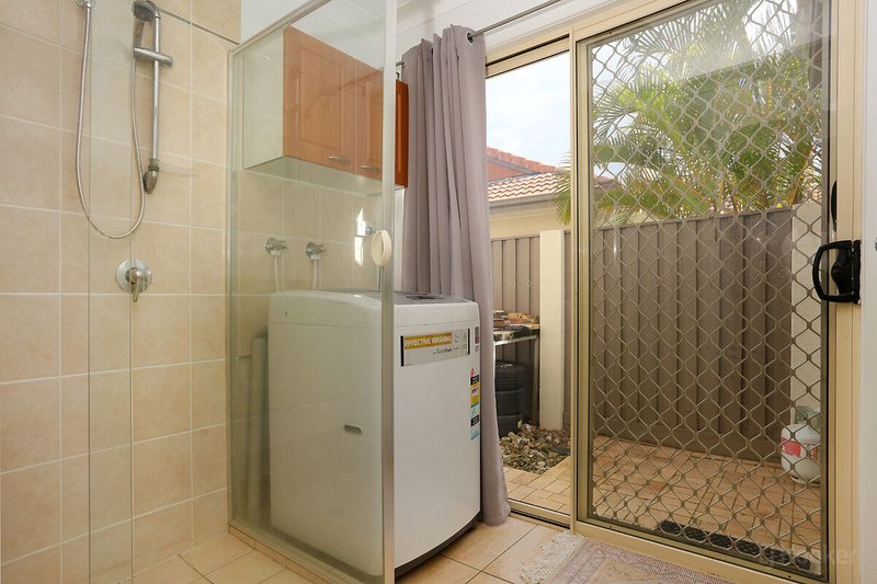 Photo - 144 Lae Drive, Coombabah QLD 4216 - Image 16