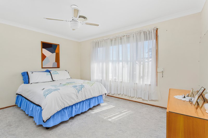 Photo - 144 Lakelands Drive, Dapto NSW 2530 - Image 5