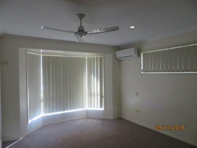 Photo - 1/44 Lomandra Street, Boyne Island QLD 4680 - Image 5