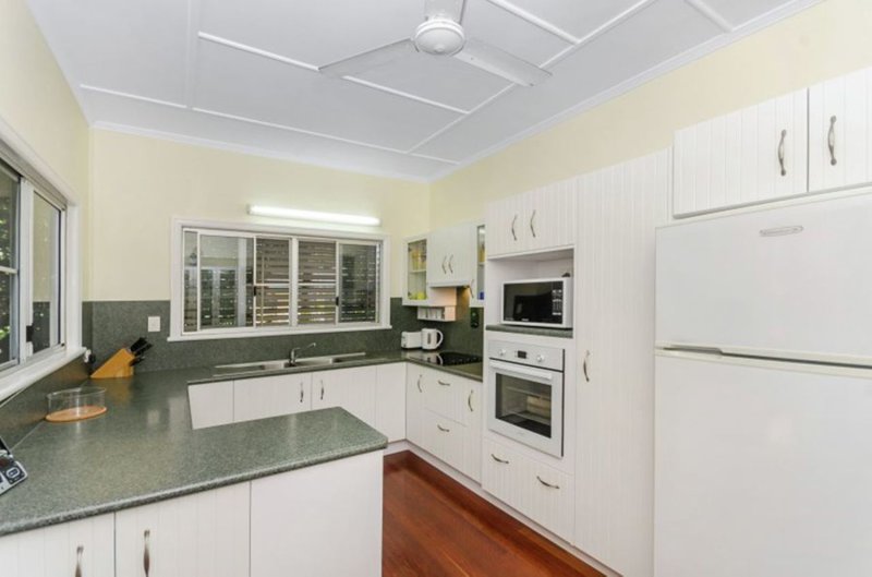 Photo - 1/44 Love Lane, Mundingburra QLD 4812 - Image 2