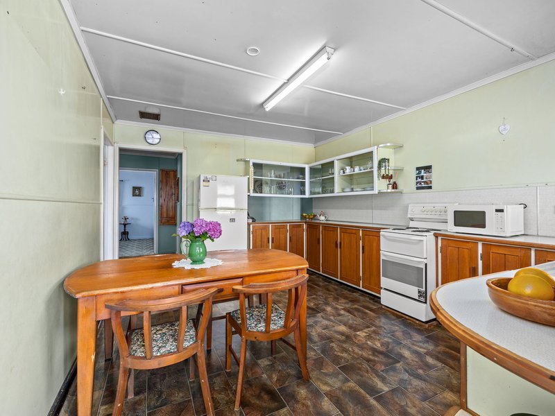 Photo - 144 Main Street, Lowood QLD 4311 - Image 7