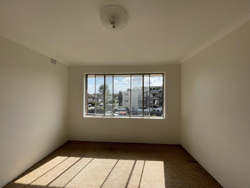 Photo - 14/4 Mooney Street, Strathfield South NSW 2136 - Image 5