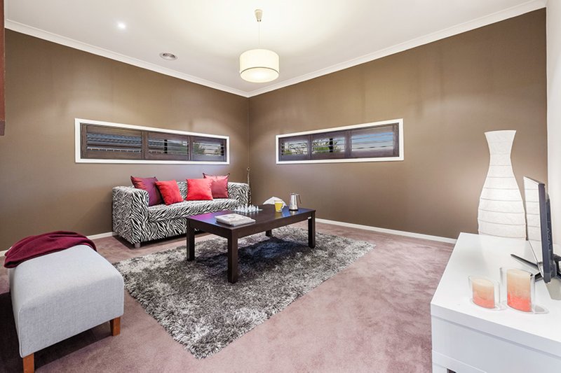 Photo - 144 Newbury Boulevard, Craigieburn VIC 3064 - Image 6