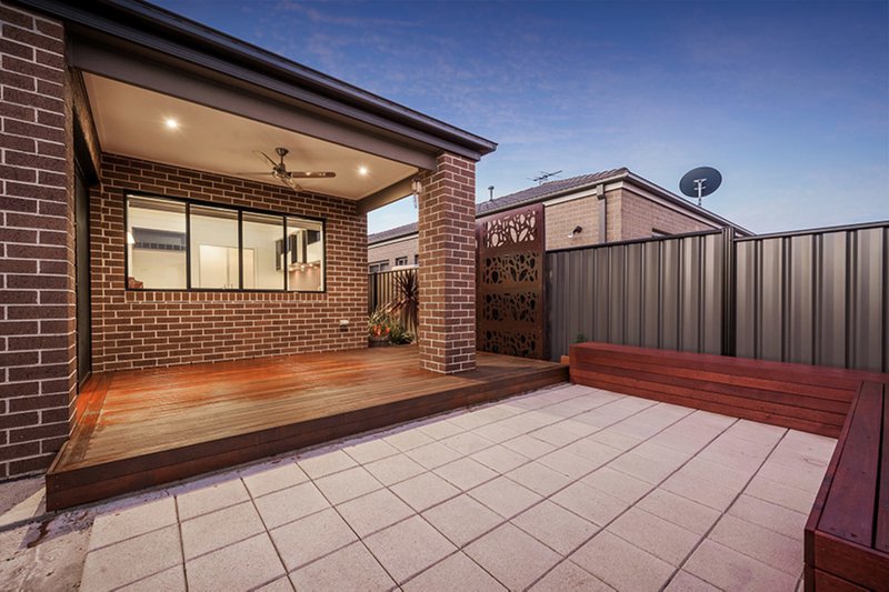 Photo - 144 Newbury Boulevard, Craigieburn VIC 3064 - Image 14