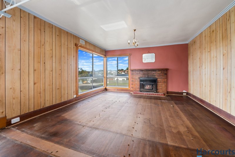 Photo - 144 Oldaker Street, Devonport TAS 7310 - Image 6