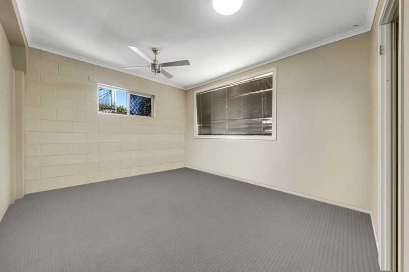 Photo - 144 Philip Street, Kin Kora QLD 4680 - Image 14