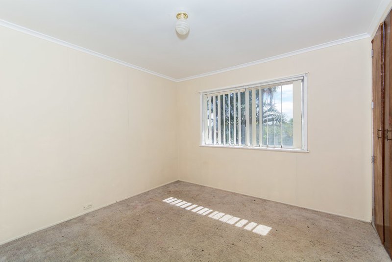 Photo - 144 Roscommon Road, Boondall QLD 4034 - Image 7