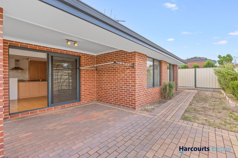 Photo - 1/44 Spoonbill Place, Queens Park WA 6107 - Image 9