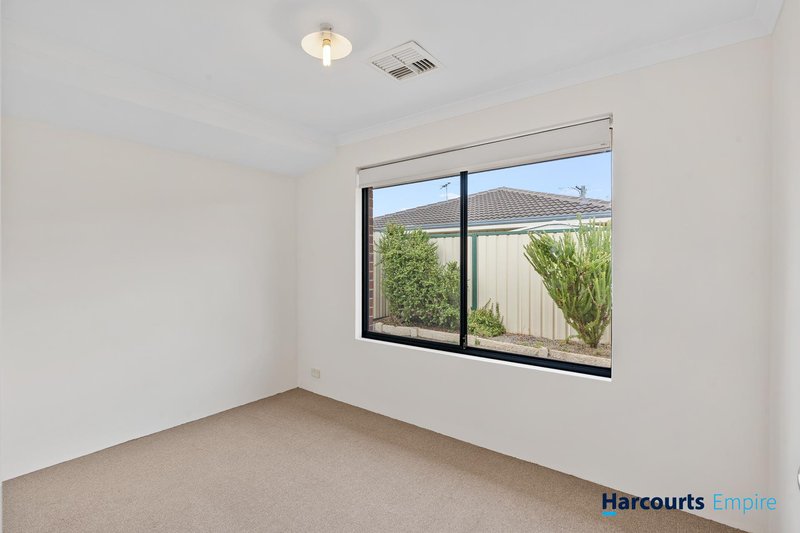Photo - 1/44 Spoonbill Place, Queens Park WA 6107 - Image 16